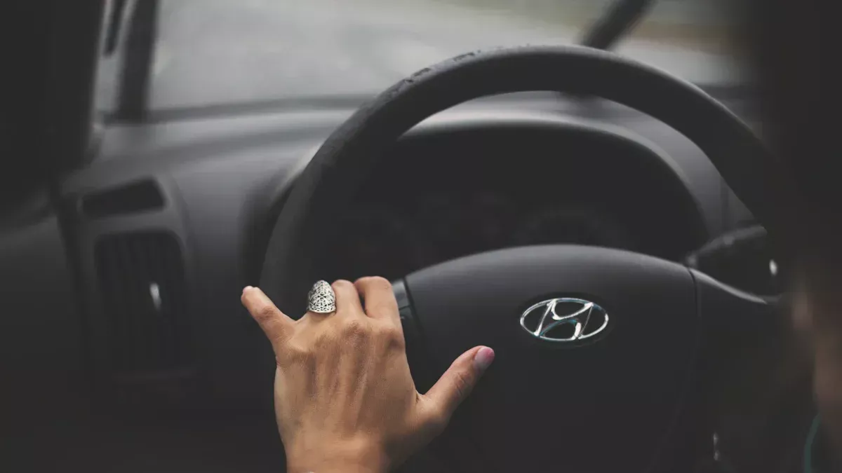 كيف تعمل أدوات التحكم اليدوية