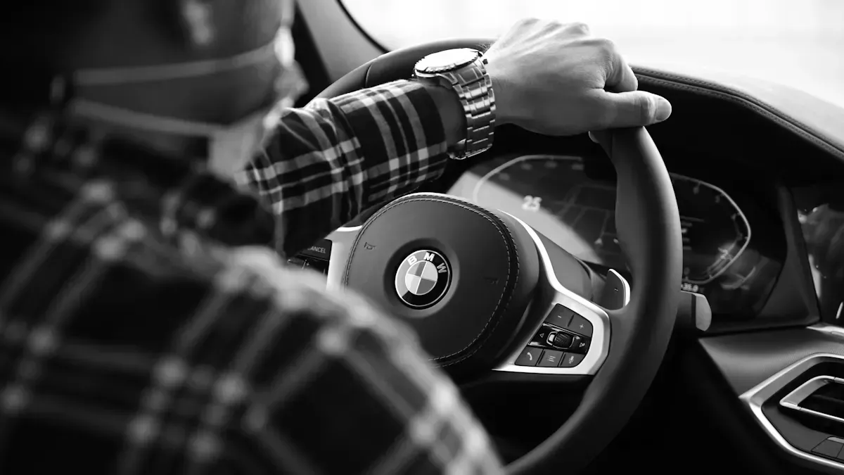 كيف تعمل أدوات التحكم اليدوية